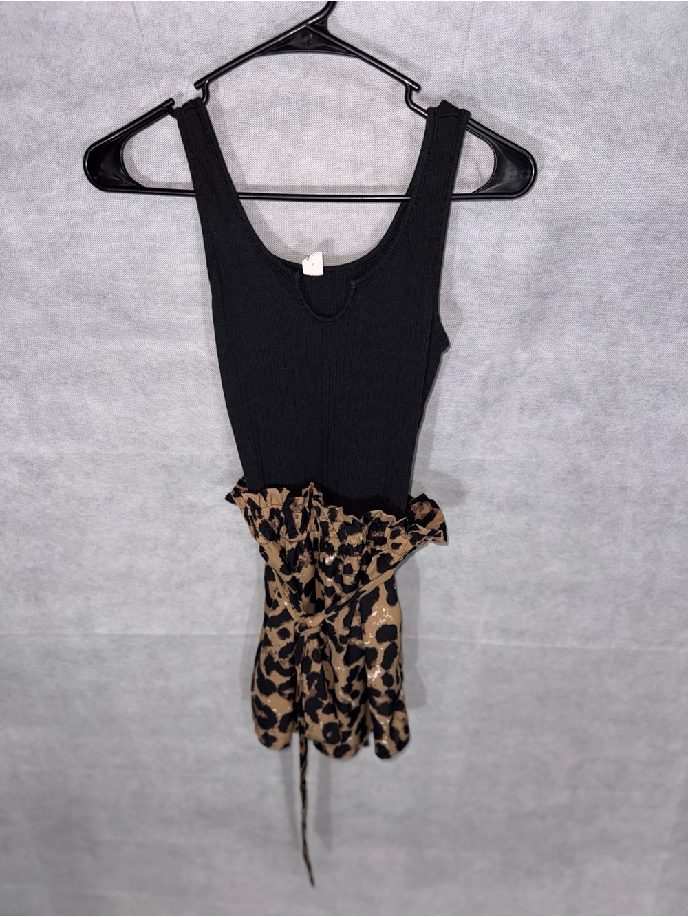 SHEIN Black Ribbed Sleeveless Jumpsuit with Leopard Print Waist
